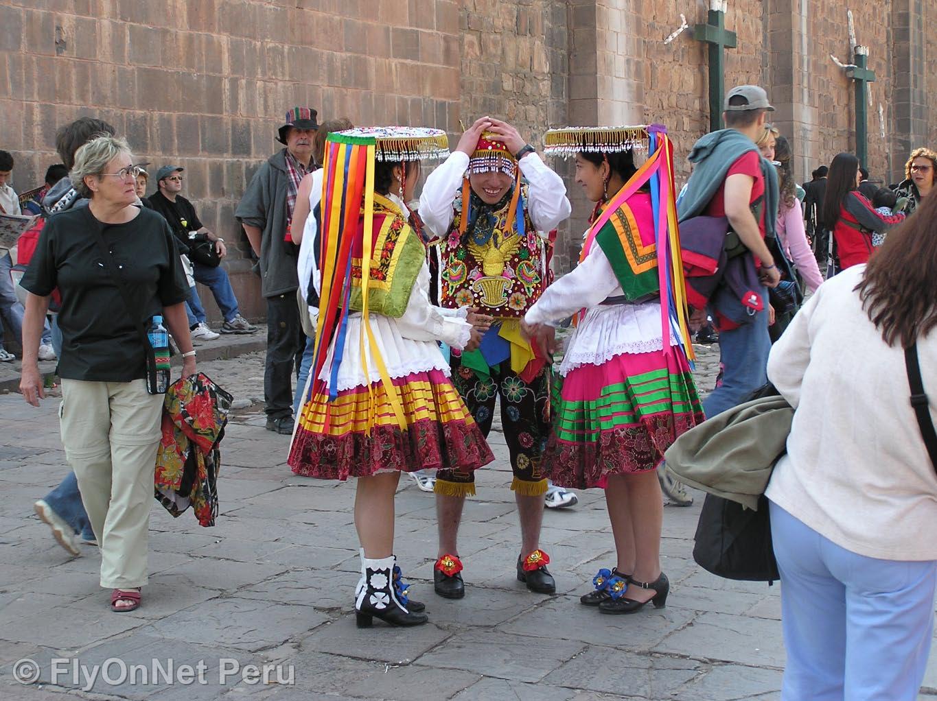 Álbum de fotos: Bailarinas en Cusco